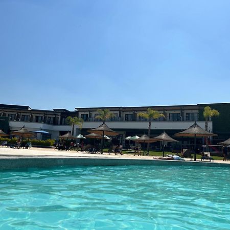 The Blyde Crystal Lagoon Riverwalk Estate Претория Екстериор снимка