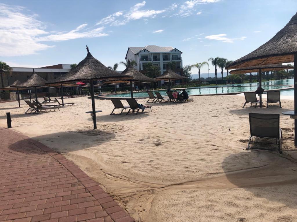 The Blyde Crystal Lagoon Riverwalk Estate Претория Екстериор снимка